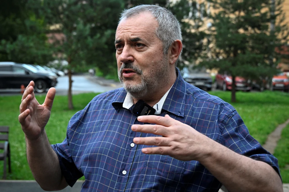 Putin Critic Boris Nadezhdin Leaves Russia After Being Barred From Parliamentary Election